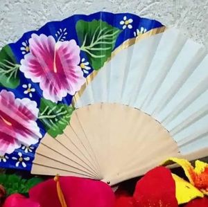 Hand fan (abanico)